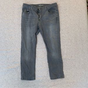 Red Ale by Alesbury Grey Slim Fit Jeans Men’s Size 33x28 EUC